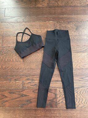 Zyia Active Leggings and Sports Bra set